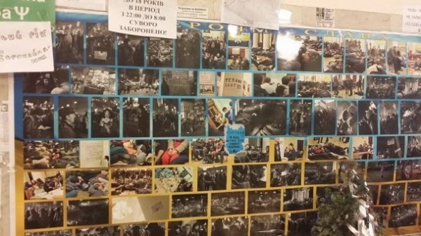 Євромайдан не дочекався штурму. ФОТО