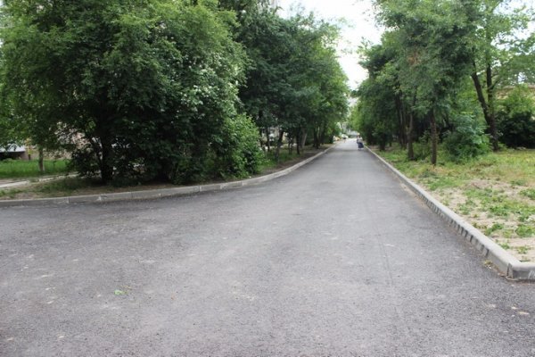 У Луцьку завершено капітальний ремонт ще однієї прибудинкової території. ФОТО