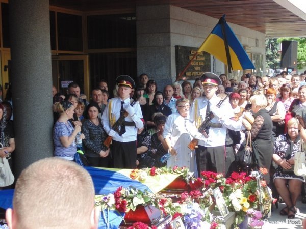 Громадська панахида за воїнами 51-ої бригади в Луцьку. ФОТО