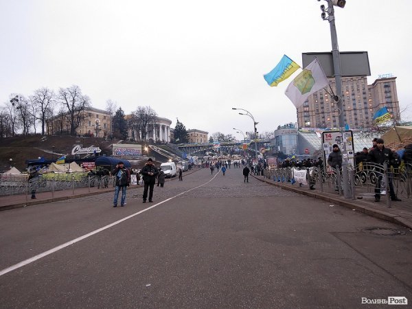 Майдан буденний. НОТАТКИ ОЧЕВИДЦЯ. ФОТО