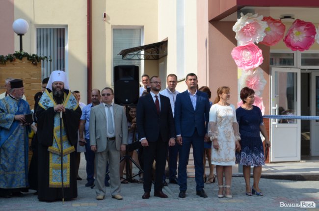 Під гаслом «Вперше»: луцька школа №27 відкрила свої двері. ФОТОРЕПОРТАЖ