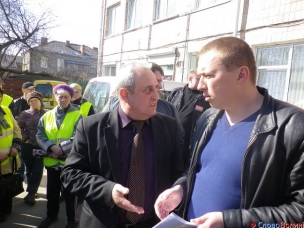 У Луцьку - пікет двірників. ФОТО