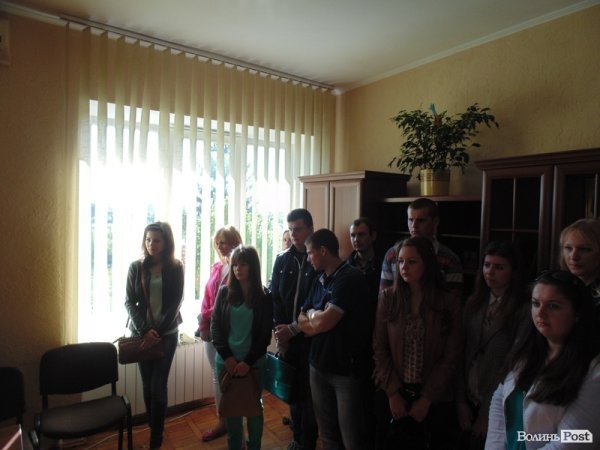 Іконостас та ізолятори, - екскурсія луцькою міліцією. ФОТО