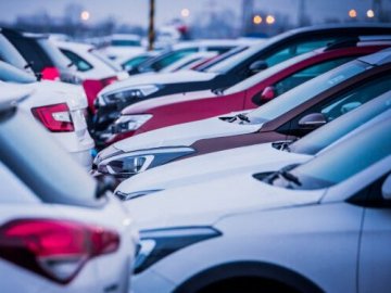 Латвія передала Україні майже 40 автівок, які конфіскували у п'яних водіїв