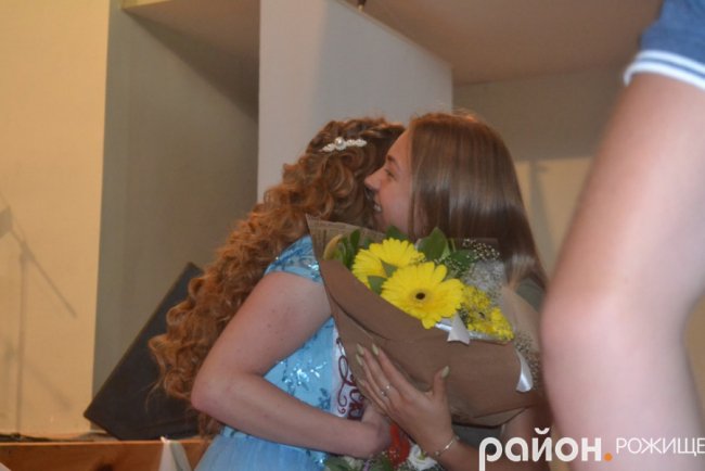 У рожищенській школі відгуляли випускний. ФОТО