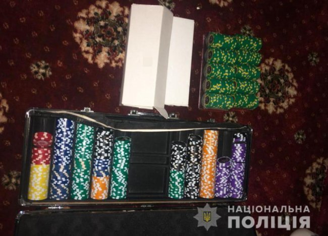 В центрі Луцька працював підпільний гральний заклад. ФОТО
