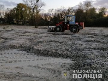 Крадіжки піску з озера Світязь: чи знайшли винних у справі