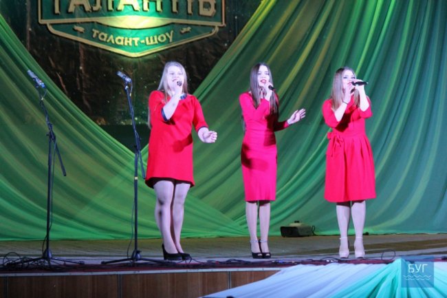 Від репу до математики: які таланти демонстрували на конкурсі у Володимирі. ФОТО