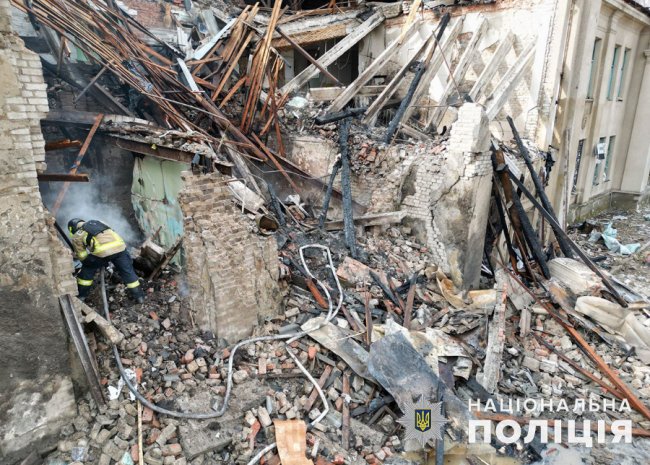 Росіяни ракетами рівняють із землею місто на Донеччині: моторошні фото і відео