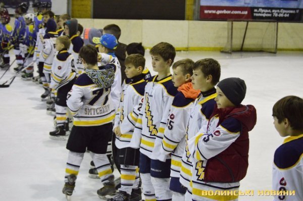 У Луцьку розпочався міжнародний турнір з хокею. ФОТО
