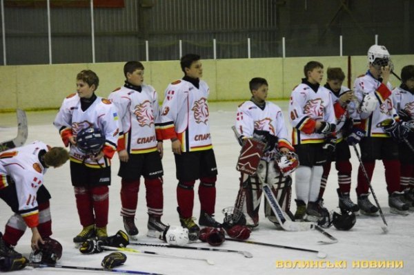 У Луцьку розпочався міжнародний турнір з хокею. ФОТО