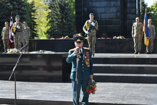У Луцьку відзначили День перемоги над нацизмом. ФОТО