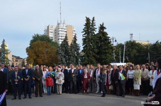 У День Незалежності лучани помолились за душі загиблих Героїв