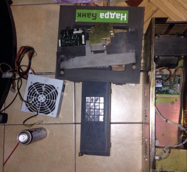 Зловмисникам, які «чистили» банкомати Луцька, загрожує 12 років тюрми