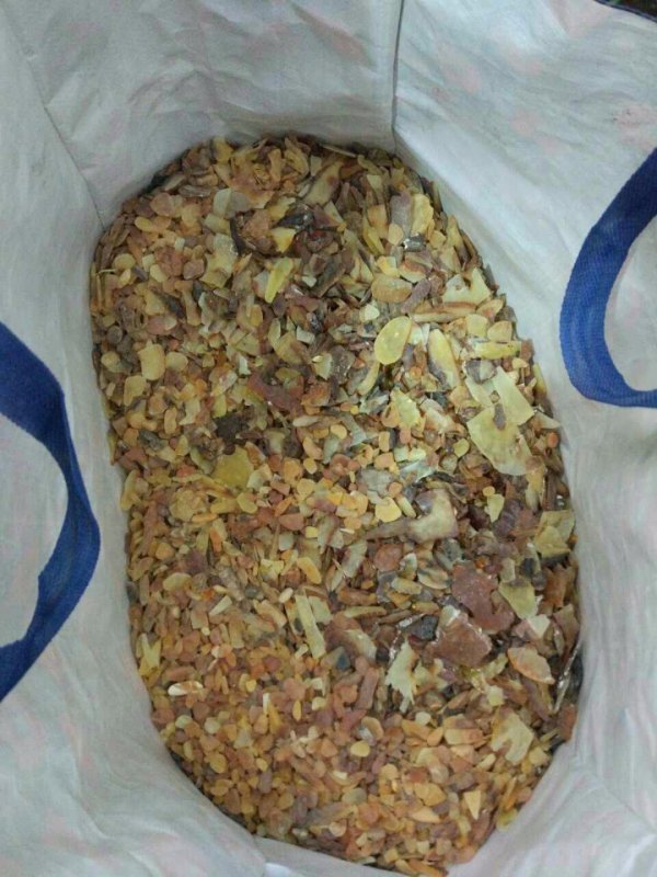 На Волині викрили злочинну групу бурштинокопачів: вилучили майно