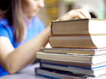 У селі під Луцьком обдаровані школярі отримають грошові нагороди