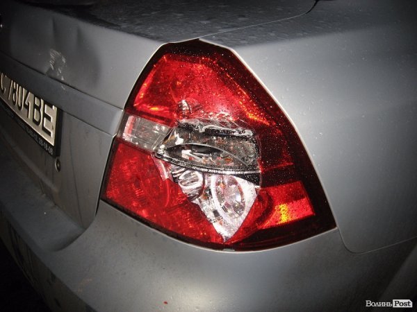 У Луцьку стався напад на автомобіль довіреної особи кандидата на посаду міського голови. ФОТО