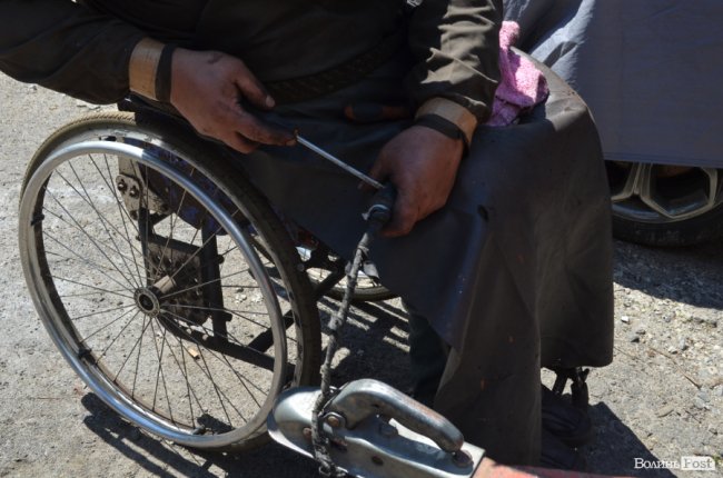 Майстерня у Луцьку безоплатно ремонтує автомобілі на фронт і адаптовує машини для воїнів з інвалідністю