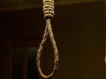 Залишив передсмертну записку: на Волині повісився чоловік