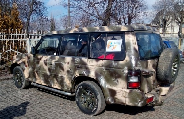 Волинські благодійники передали бійцям автомобіль та тепловізор. ФОТО