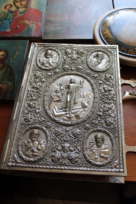 Зловили злодіїв, які обкрадали церкви. ФОТО