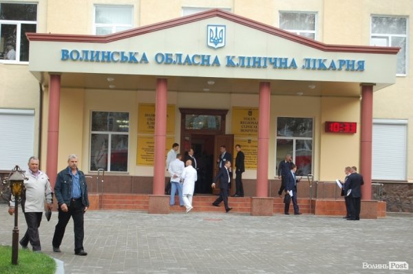 Янукович відвідав Волинську обласну клінічну лікарню. ФОТО