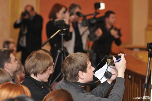 У Луцьку нагороджували працівників телебачення, радіо і зв’язку. ФОТО