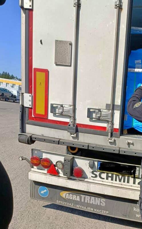 Через Волинь з Іспанії намагалися нелегально провезти 20 тон сала. ФОТО