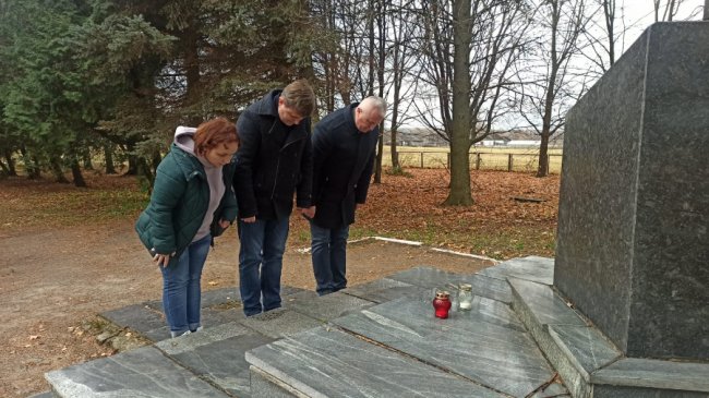  У селі на Волині вшанували пам'ять розстріляних німецькими окупантами місцевих жителів. ФОТО