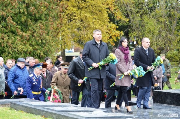 У Луцьку вшанували загиблих солдатів. ФОТО