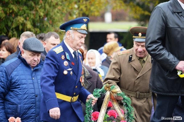 У Луцьку вшанували загиблих солдатів. ФОТО