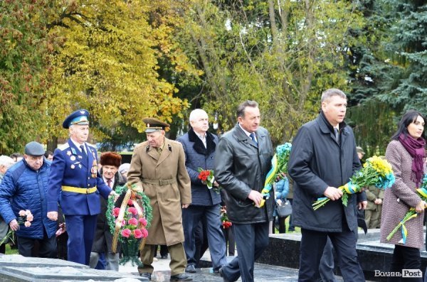 У Луцьку вшанували загиблих солдатів. ФОТО