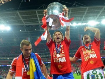 Влітку Тимощук привезе в Україну Кубок Ліги Чемпіонів