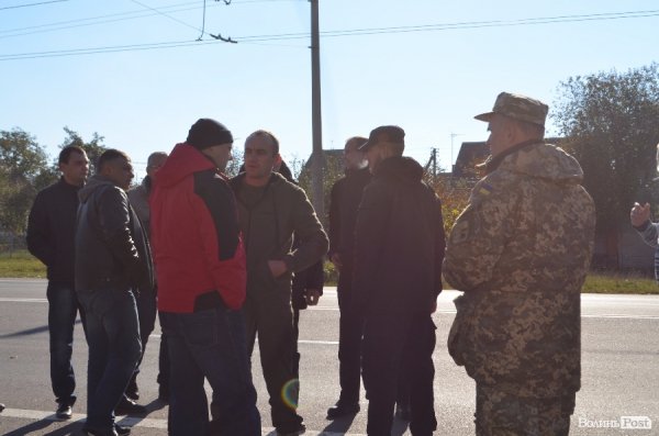 У Луцьку зустріли тіло загиблого на сході Олександра Смирнова. ФОТО