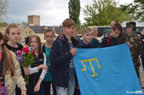 Лучани вшанували пам'ять депортованих кримських татар. ФОТО