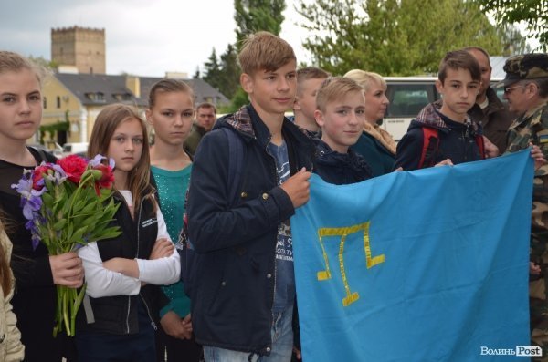 Лучани вшанували пам'ять депортованих кримських татар. ФОТО