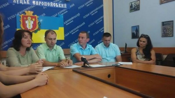 Лучан запрошують на ранкову зарядку. ФОТО