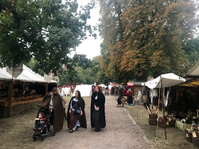 «Нотатки мандрівниці» Анастасії Лазуки: середньовічний фестиваль «Отто фест» у Магдебурзі