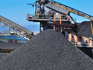 Польща відмовляється від російського вугілля