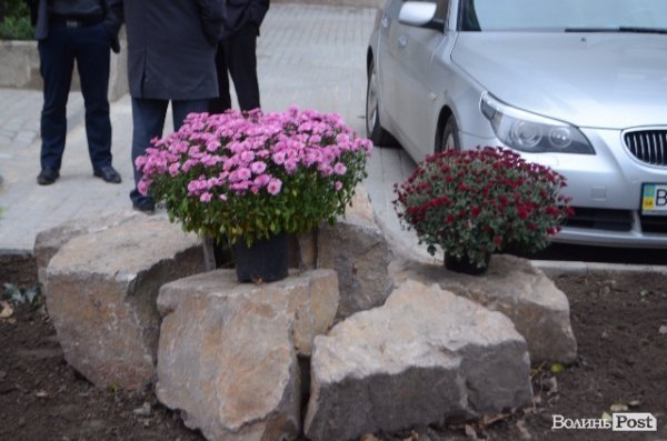 Як луцький депутат виконує свої обіцянки. ФОТО