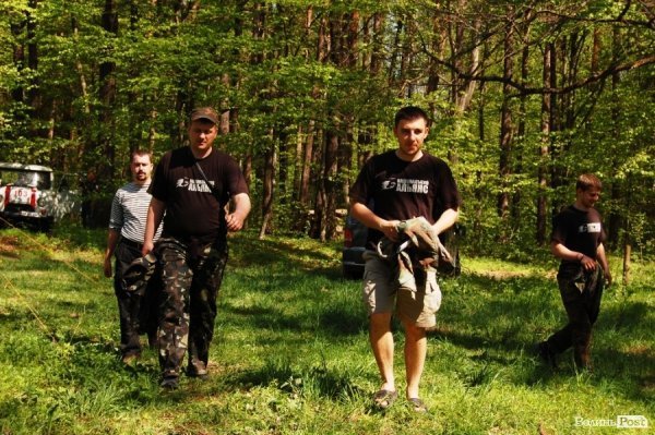 У волинських лісах «воюють» Чорна сотня і сотня Перця. ФОТО 