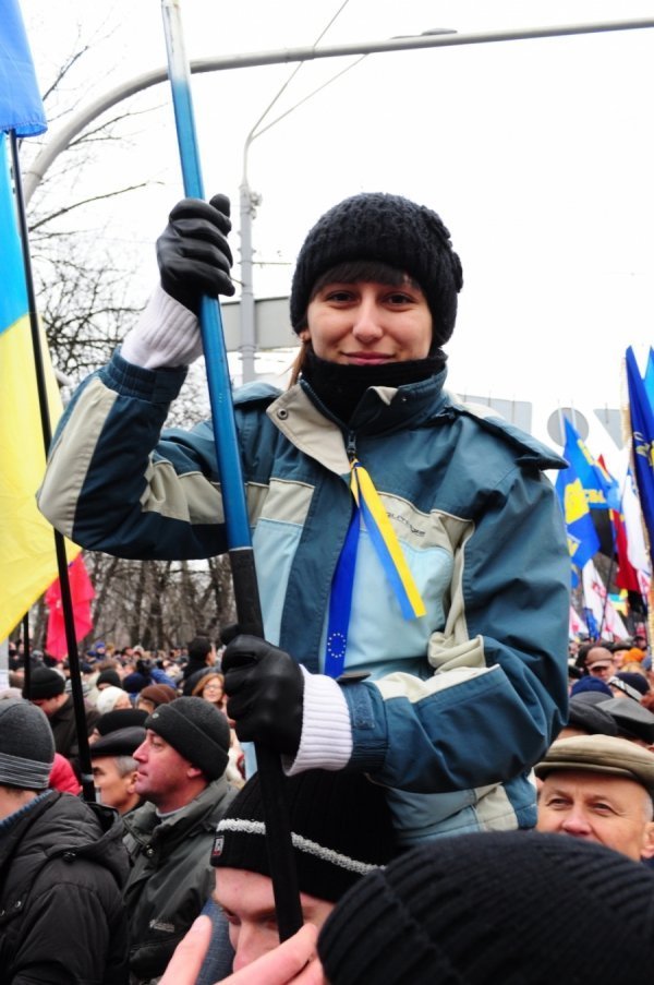 Красуні Євромайдану. ФОТО