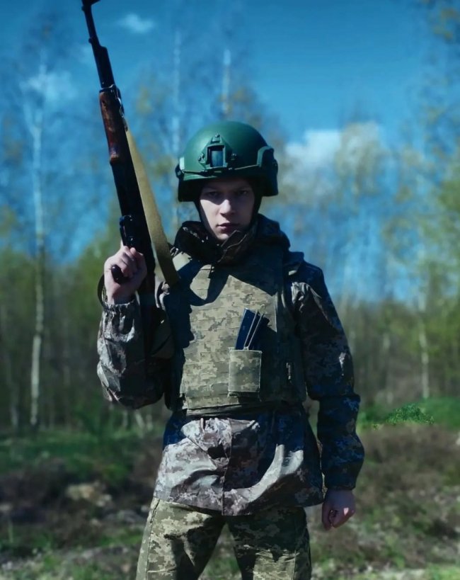 Захищаючи Україну, загинули двоє Героїв з Ківерець Олександр Назарук та Владислав Бичок