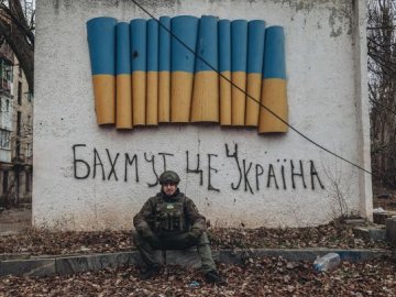 Відводу військ з Бахмута немає, відбувається ротація, – Череватий