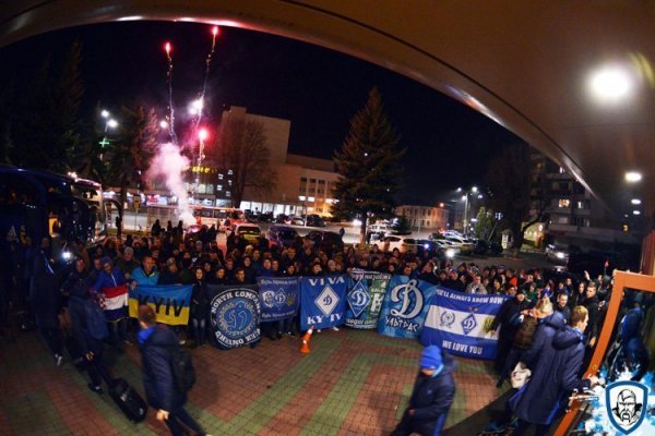 Як фанати вболівали за межами стадіону в Луцьку
