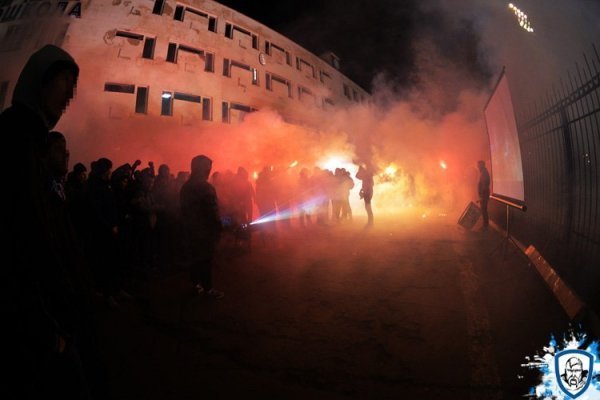 Як фанати вболівали за межами стадіону в Луцьку