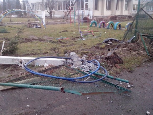 У Луцьку «Toyota» влетіла в дитсадок. ФОТО