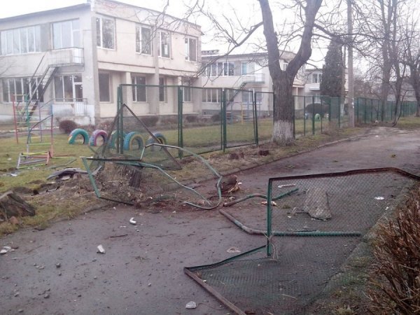 У Луцьку «Toyota» влетіла в дитсадок. ФОТО