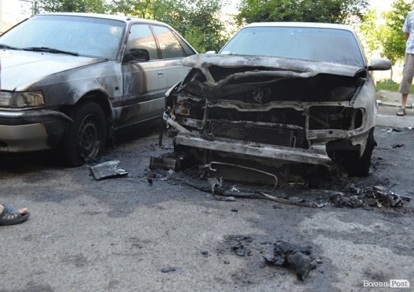 У Луцьку згорів автомобіль. ФОТО