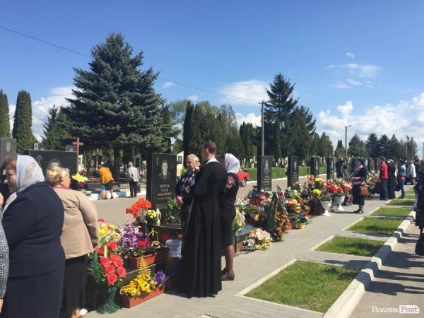 На Волині відслужили панахиду за загиблими воїнами АТО. ФОТО